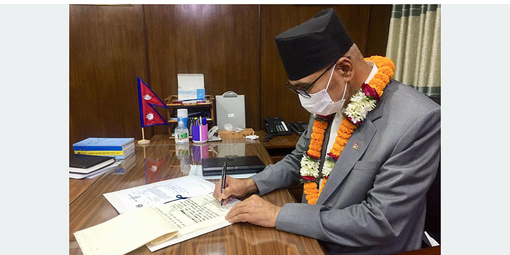 खोप सुनिश्चित गर्न सरकार केन्द्रित हुन्छ : उपप्रम पौडेल